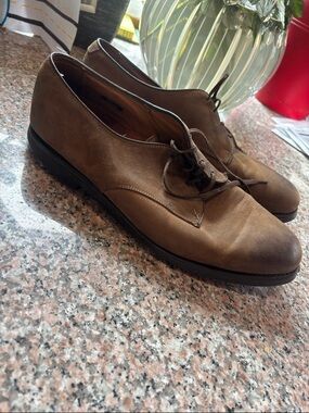 Men's Brown Suede Allen Edmond Derby Shoes